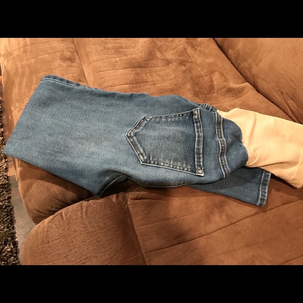 Jessica Simpson maternity skinnies